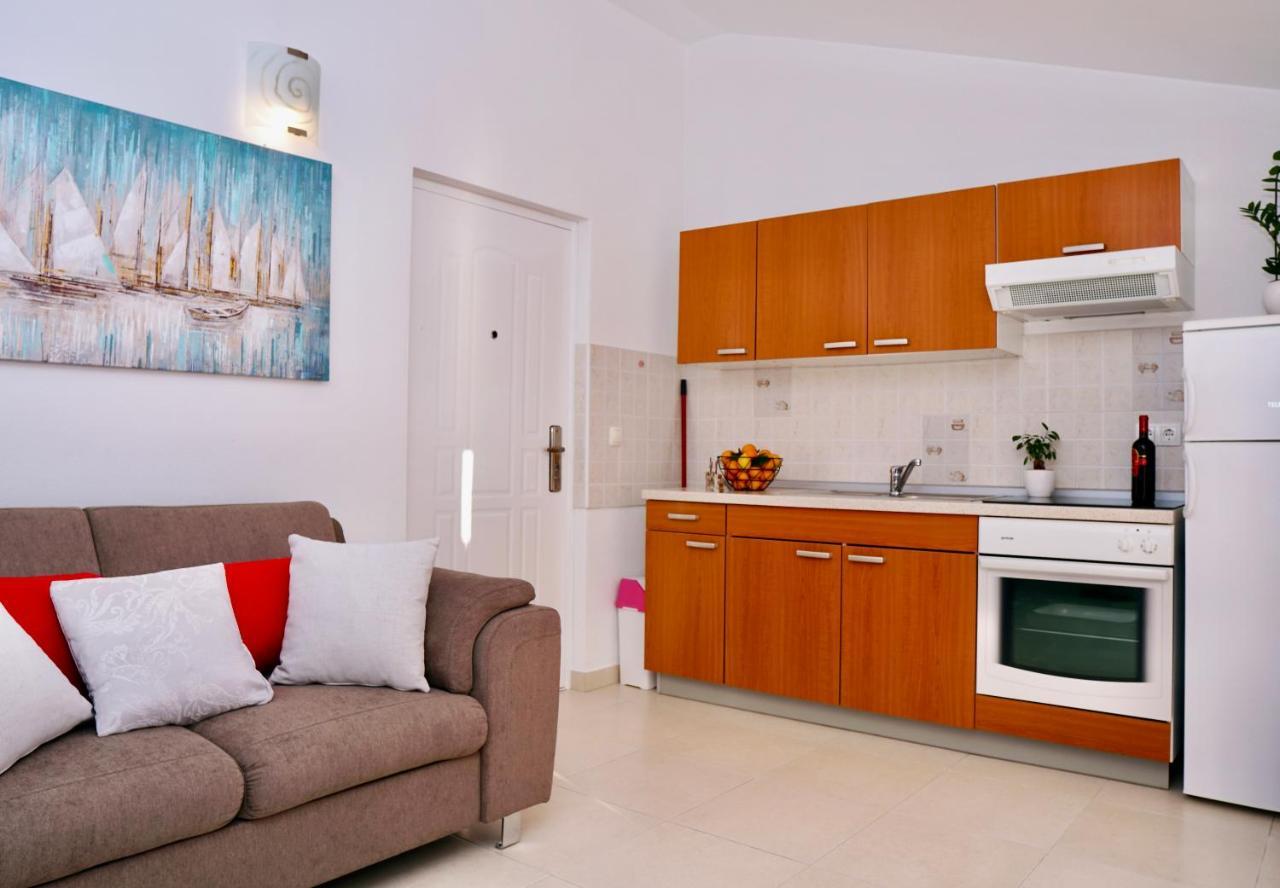 Cvita Apartments Трогір Екстер'єр фото