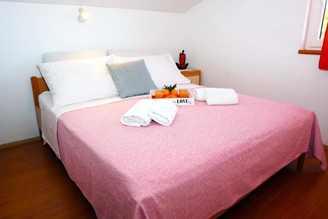 Cvita Apartments Трогір Екстер'єр фото