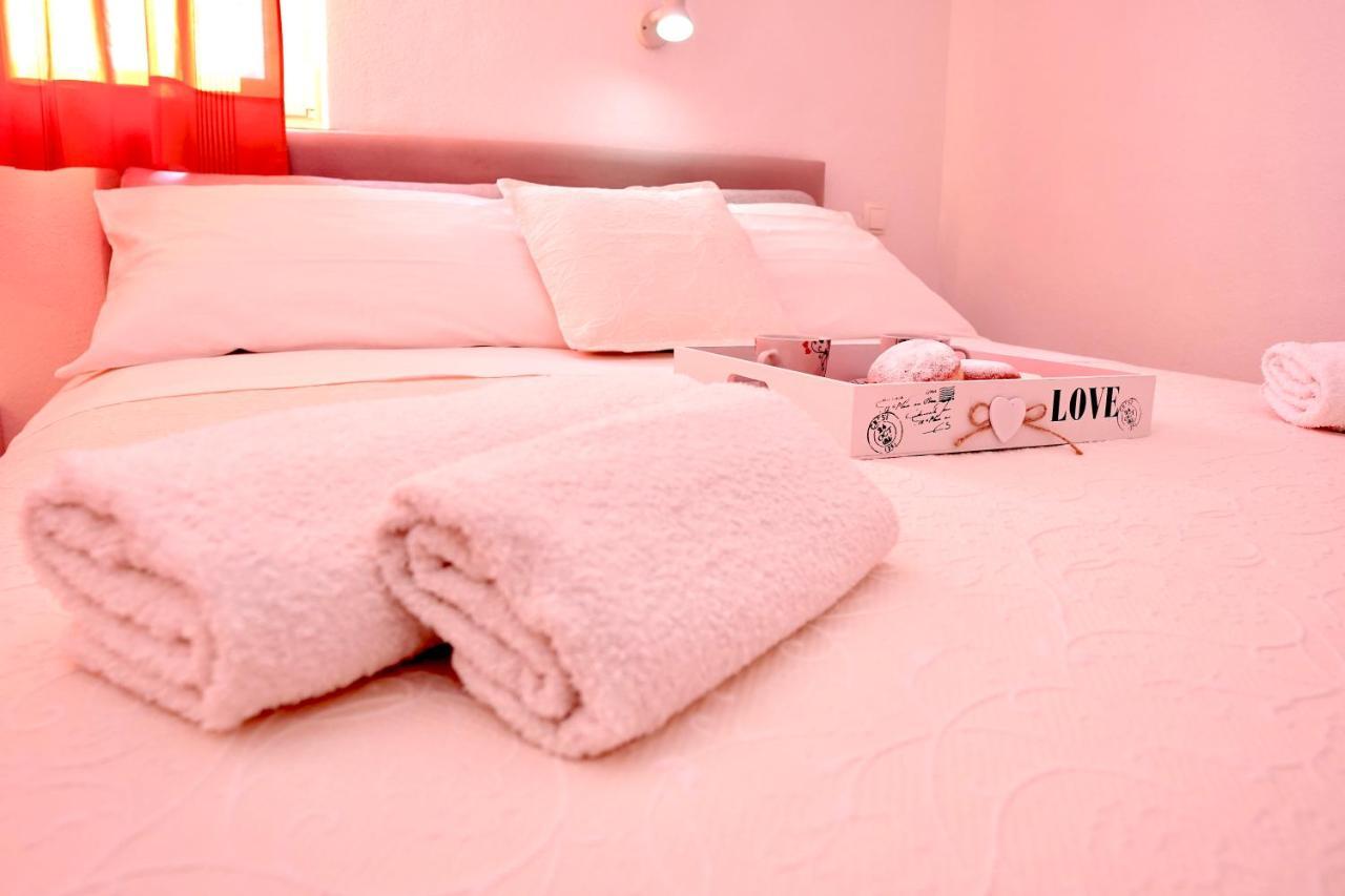 Cvita Apartments Трогір Екстер'єр фото