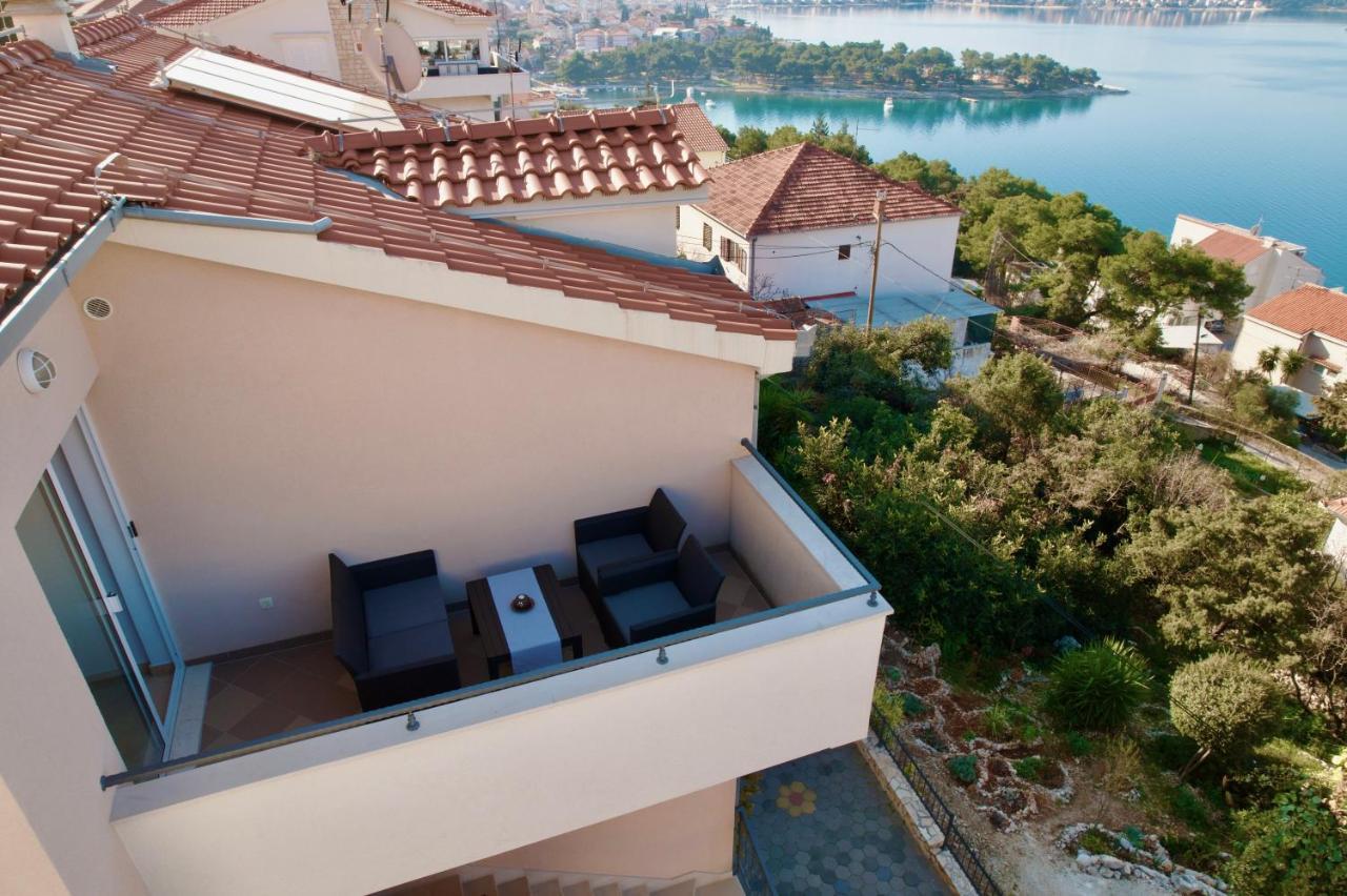 Cvita Apartments Трогір Екстер'єр фото