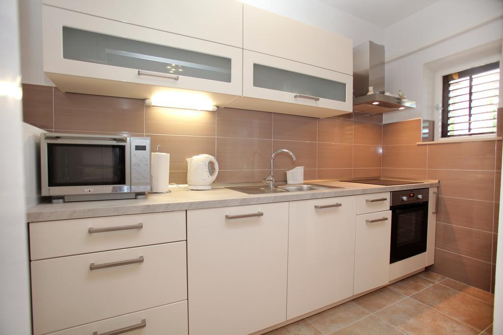 Cvita Apartments Трогір Номер фото